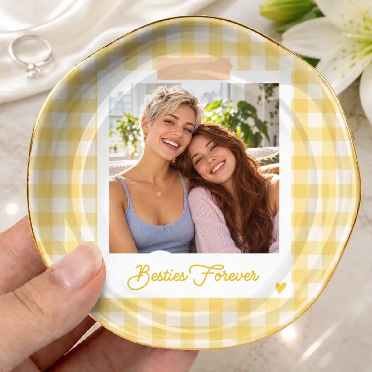 261006_udIg7GQwrySNVnF3_large